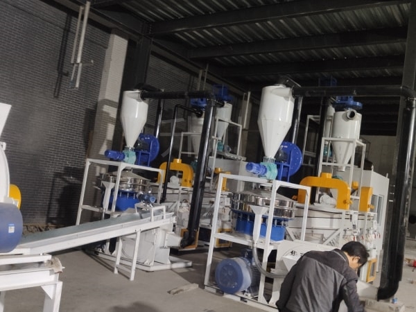 電路板處理（lǐ）現場